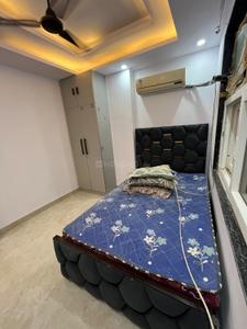 Bedroom Image of 900 Sq.ft 2 BHK Builder Floor for rent in Mayur Vihar Phase 1 New Delhi for Rs. 35000
