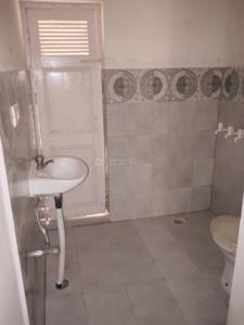 Image of 2280 Sq.ft 3 BHK Builder Floor for rent in Sector 16, Faridabad for Rs. 28000