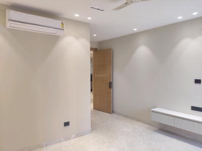 Bedroom Image of 4617 Sq.ft 4 BHK Builder Floor for rent in DLF Independent Floors, DLF Phase 3 Gurgaon for Rs. 97000