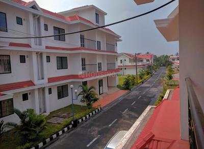 Balcony Image of 1400 Sq.ft 3 BHK Builder Floor for sale in Ambady Green Meadows, Aluva Kochi for Rs. 4800000
