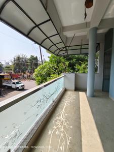 Balcony Image of 1000 Sq.ft 2 BHK Builder Floor for rent in Subhanpura Vadodara for Rs. 15500