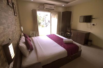 Bedroom Image of 7800 Sq.ft 8 BHK Apartment / Flat for sale in Andheri West Mumbai for Rs. 350000000