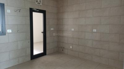 Kitchen Image of 2930 Sq.ft 4 BHK Apartment / Flat for sale in Marina One Phase 1, Marine Drive Kochi for Rs. 41000000