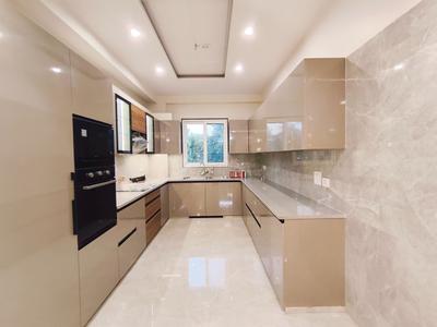 Kitchen Image of 2844 Sq.ft 4 BHK Builder Floor for sale in Sector 10A Gurgaon for Rs. 35000000