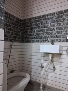 Bedroom Image of 400 Sq.ft 1 BHK Builder Floor for rent in Ranjeet Nagar New Delhi for Rs. 20000
