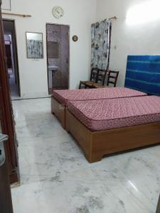Bedroom Image of 3000 Sq.ft 4 BHK Independent House for rent in Chittaranjan Park New Delhi for Rs. 130000