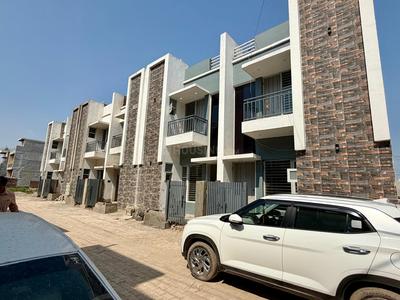 Building Image of 675 Sq.ft 3.5 BHK Independent House for sale in Kharar Mohali for Rs. 8000000