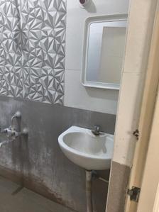Bathroom Image of 700 Sq.ft 1 BHK Independent House for rent in C V Raman Nagar Bengaluru for Rs. 25000
