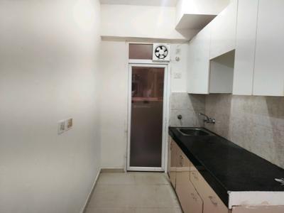 Kitchen Image of 1000 Sq.ft 2 BHK Apartment / Flat for sale in Signature Global The Millennia, Sector 37D Gurgaon for Rs. 6900000