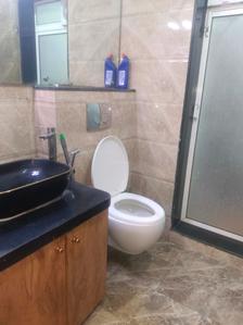 Common Bathroom Image of 1090 Sq.ft 2 BHK Apartment / Flat for sale in Lokhandwala Octacrest, Kandivali East Mumbai for Rs. 21000000