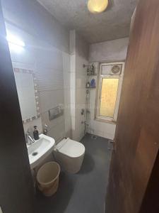 Image of 990 Sq.ft 3 BHK Apartment / Flat for sale in Khar West, Mumbai for Rs. 55000000