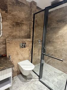 Bathroom Image of 5500 Sq.ft 4 BHK Duplex for sale in New Friends Colony New Delhi for Rs. 127500000