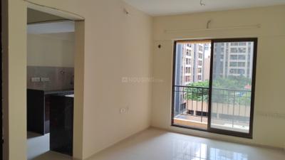 Living Room Image of 910 Sq.ft 2 BHK Apartment / Flat for sale in Rustomjee Avenue L1 L2 And L4, Virar West Virar for Rs. 5000000