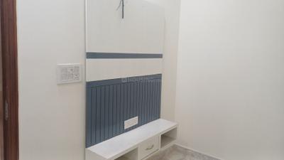 Bedroom Image of 1000 Sq.ft 3 BHK Builder Floor for sale in Sector 7 Rohini New Delhi for Rs. 14000000