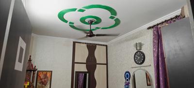 Bedroom Image of 700 Sq.ft 2 BHK Builder Floor for sale in Patparganj New Delhi for Rs. 7000000