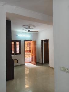 Hall Image of 1250 Sq.ft 3 BHK Apartment / Flat for rent in Sahyog Apartment, Mayur Vihar Phase 1 New Delhi for Rs. 48000