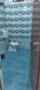Bathroom Image of 300 Sq.ft 1 BHK Duplex for rent in Toph Sherkhanian Jammu for Rs. 7000