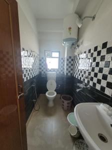 Bathroom Image of 975 Sq.ft 2 BHK Apartment / Flat for sale in Prakash Nagar Siliguri for Rs. 4500000