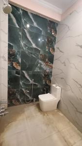 Bathroom Image of 800 Sq.ft 2 BHK Builder Floor for rent in Rajrooppur Allahabad for Rs. 10000