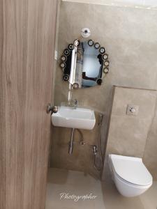 Bathroom Image of Deepak Singh PG in Ghatkopar West, Mumbai