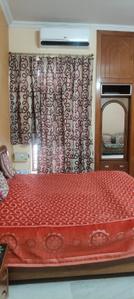 Bedroom Image of 2500 Sq.ft 2 BHK Independent House for rent in Gomti Nagar Lucknow for Rs. 30000