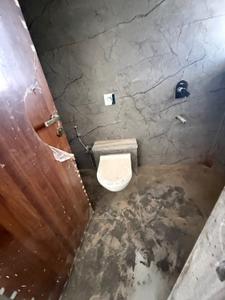 Bathroom Image of 1550 Sq.ft 3 BHK Apartment / Flat for rent in New Sneh Nagar Nagpur for Rs. 40000