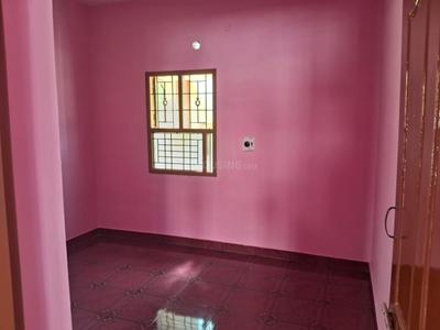 Bedroom Image of 700 Sq.ft 1 BHK Builder Floor for rent in Selaiyur Chennai for Rs. 13000