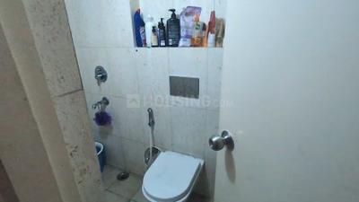 Bathroom Image of 817 Sq.ft 2 BHK Apartment / Flat for rent in Godrej Seven, Joka Kolkata for Rs. 16000