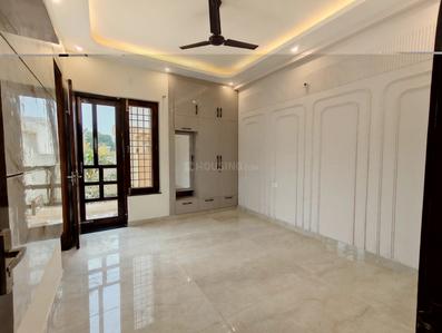 Bedroom Image of 2400 Sq.ft 3 BHK Independent House for sale in Sahastradhara Road Dehradun for Rs. 17000000