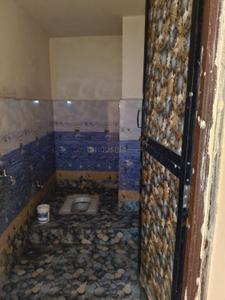 Bathroom Image of 300 Sq.ft 1 RK Independent House for rent in Tandapeth Nagpur for Rs. 5500