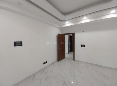 Hall Image of 1600 Sq.ft 2 BHK Apartment / Flat for rent in Aashirwad Apartment, Matiala New Delhi for Rs. 42000