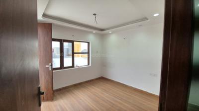 Bedroom Image of 1000 Sq.ft 2 BHK Builder Floor for sale in Rajpur Khurd Extension New Delhi for Rs. 5000000