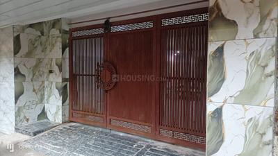 Bathroom Image of 1000 Sq.ft 3 BHK Builder Floor for sale in Shahdara New Delhi for Rs. 8000000