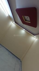 Bedroom Image of 670 Sq.ft 2 BHK Duplex for rent in Sabzi Mandi Old New Delhi for Rs. 14999