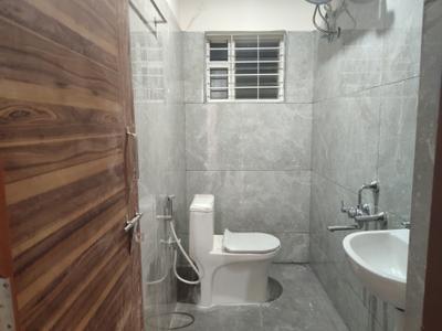 Bathroom Image of 510 Sq.ft 1 BHK Builder Floor for rent in Bommanahalli Bengaluru for Rs. 22000