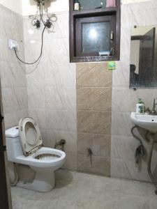 Common Bathroom Image of 540 Sq.ft 2 BHK Builder Floor for rent in Mayur Vihar Phase 1 New Delhi for Rs. 20000
