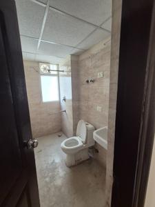 Image of 1600 Sq.ft 3 BHK Apartment / Flat for rent in Sethi Max Royal, Sector 76, Noida for Rs. 34000