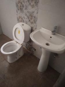 Bathroom Image of 2365 Sq.ft 4 BHK Apartment / Flat for sale in Fortune Victoria Heights, Dhakoli Zirakpur for Rs. 18000000