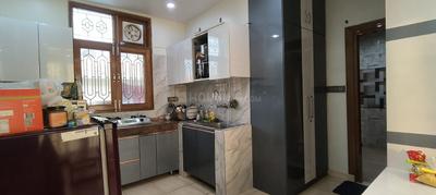 Kitchen Image of 1000 Sq.ft 1 BHK Builder Floor for rent in Sector 41 Noida for Rs. 33000