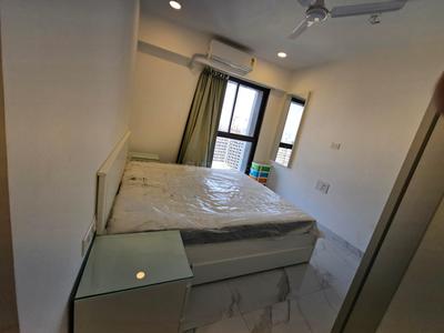 Bedroom Image of 700 Sq.ft 2 BHK Apartment / Flat for rent in DLH Leo Tower, Andheri West Mumbai for Rs. 125000
