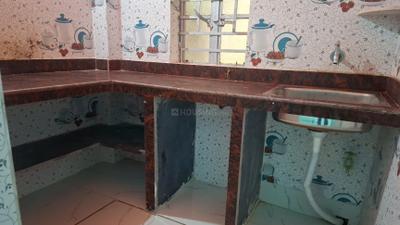 Kitchen Image of 450 Sq.ft 1 BHK Apartment / Flat for rent in Keshtopur Kolkata for Rs. 8000