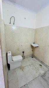 Bathroom Image of 800 Sq.ft 2 BHK Independent House for rent in Independent House, Sector 8 Gurgaon for Rs. 17500