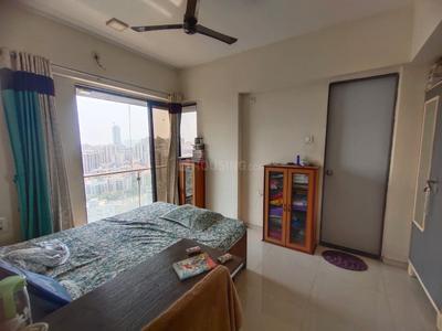 Bedroom Image of 925 Sq.ft 2 BHK Apartment / Flat for sale in Satguru Solitaire, Kasarvadavali Thane for Rs. 9800000