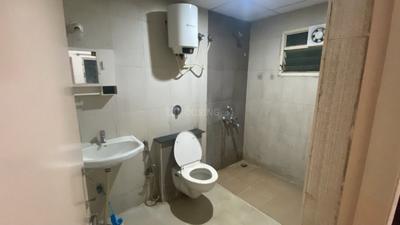 Bathroom Image of 2070 Sq.ft 4 BHK Apartment / Flat for rent in Manito Commanders Marvel, Anantapura Bengaluru for Rs. 45000