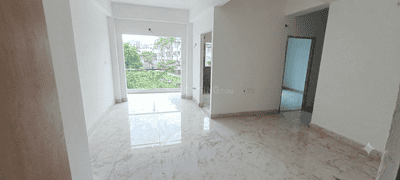 Living Room Image of 1051 Sq.ft 2 BHK Apartment / Flat for sale in Chinar Park Kolkata for Rs. 7838000