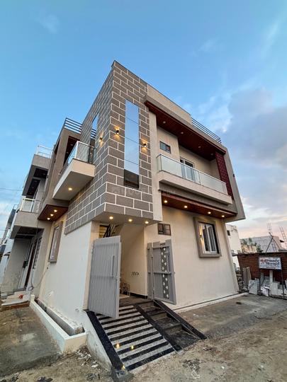 Vaishali Nagar Main Image 1