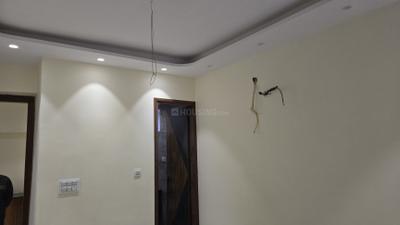 Bedroom Image of 1300 Sq.ft 3 BHK Apartment / Flat for sale in Paschim Vihar New Delhi for Rs. 20500000