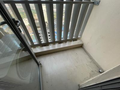 Balcony Image of 800 Sq.ft 2 BHK Apartment / Flat for rent in Piramal Aranya, Byculla Mumbai for Rs. 130000