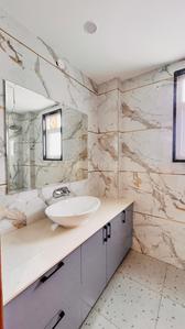 Bathroom Image of 2700 Sq.ft 4 BHK Builder Floor for sale in Sector 52 Gurgaon for Rs. 24500000