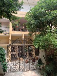Image of 900 Sq.ft 3 BHK Builder Floor for rent in Lajpat Nagar, New Delhi for Rs. 70000